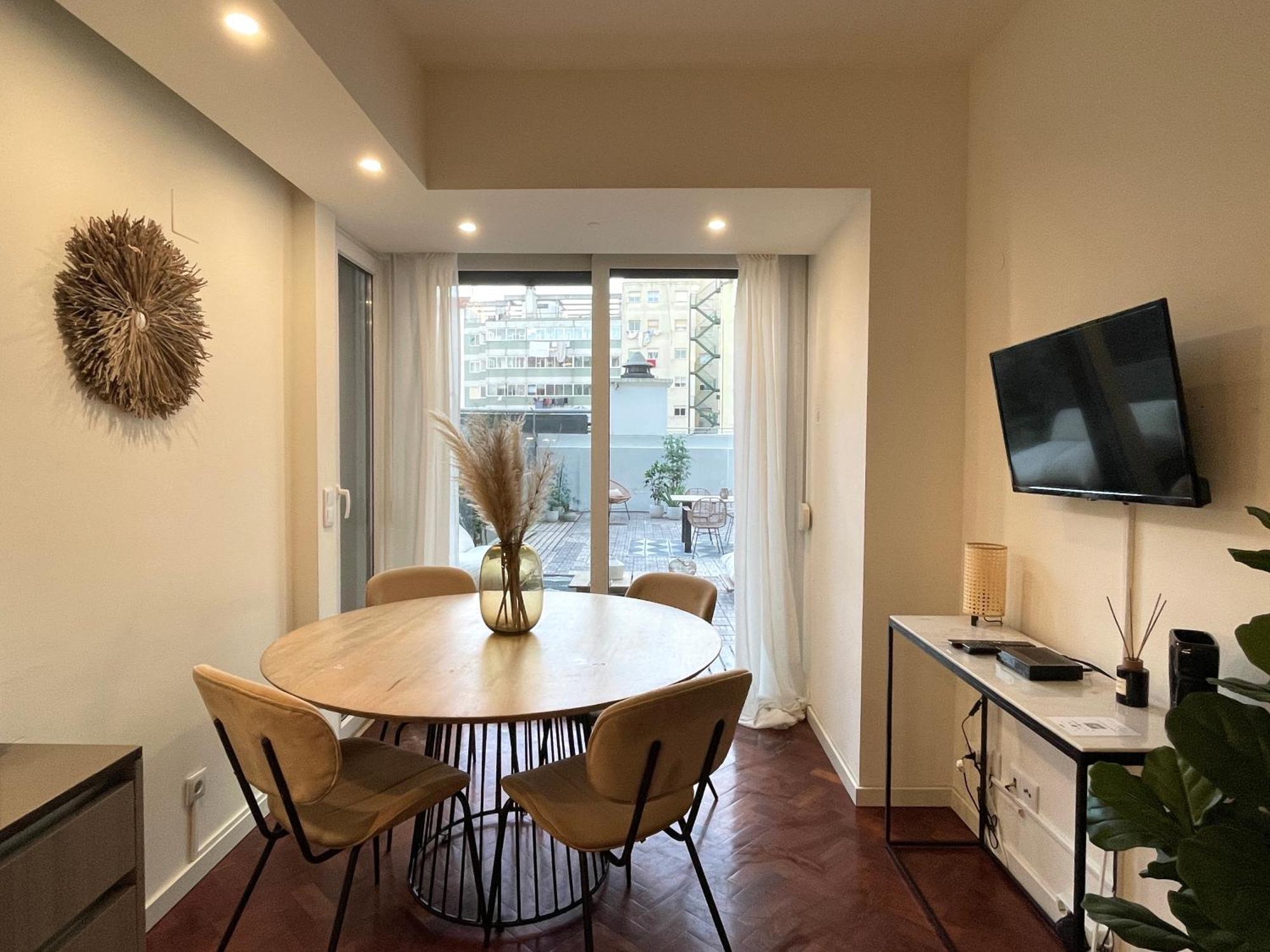 Casa Boma Lisboa - Brighting Apartment With Spacious Terrace - Alvalade III Bagian luar foto